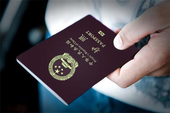 申请韩国旅游签证需要哪些材料？