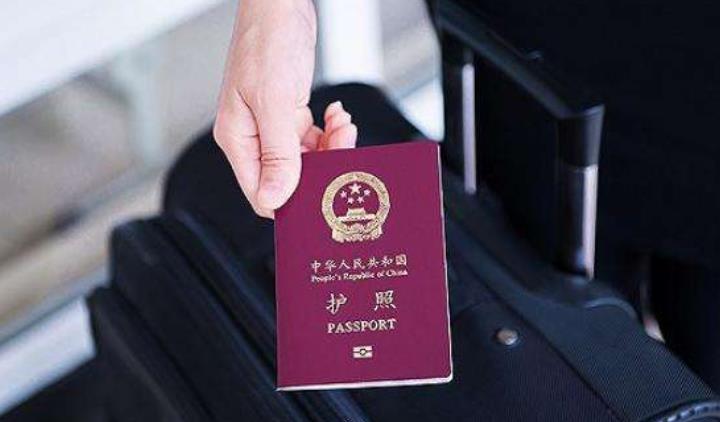 我的护照不小心被我弄湿了。上面有有效的韩国签证。你需要再次申请吗？我该怎么办？